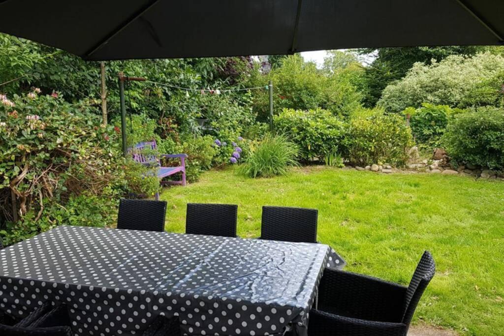 Gemuetliche Haushaelfte Mit Garten Und Terrasse Flensburg Ngoại thất bức ảnh